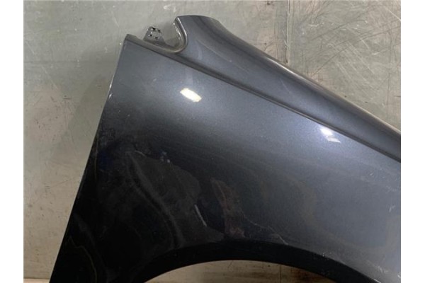 Recambio de aleta delantero derecha para volkswagen polo iv (9n3) 1.4 advance referencia OEM IAM 6Q0821106E  