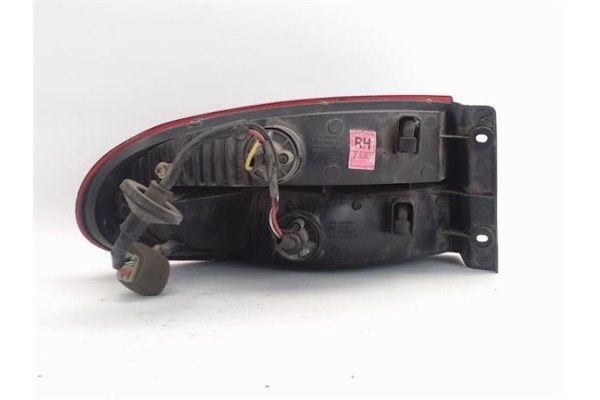 Recambio de piloto trasero derecho para daewoo lanos referencia OEM IAM   