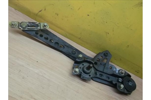 Recambio de elevalunas manual trasero derecho para volkswagen golf i cabriolet (155) 1.8 referencia OEM IAM 155847272A  