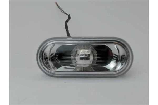 Recambio de piloto intermitente lat. delantero derecho para volkswagen golf iv berlina (1j1) referencia OEM IAM 1J0949117  3B094