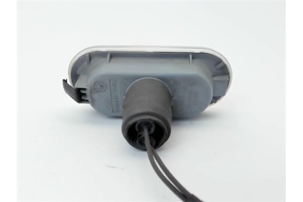 Recambio de piloto intermitente lat. delantero derecho para volkswagen golf iv berlina (1j1) referencia OEM IAM 1J0949117  3B094