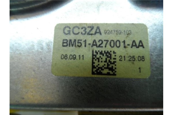Recambio de elevalunas manual trasero izquierdo para ford focus sportbreak (cb8) 1.6 titanium referencia OEM IAM BM51A27001AA  