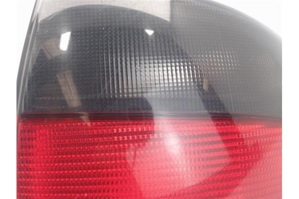 Recambio de piloto trasero derecho para renault megane i fase 2 berlina (ba0) referencia OEM IAM   