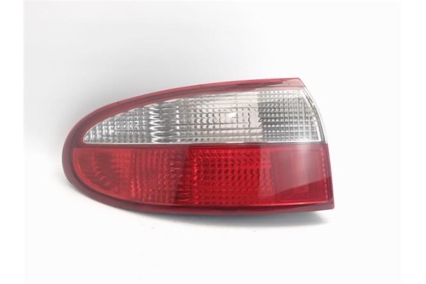 Recambio de piloto trasero izquierdo para daewoo lanos referencia OEM IAM   