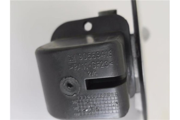 Recambio de tapa exterior combustible para opel astra g berlina 1.6 16v referencia OEM IAM 90559413  