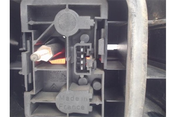 Recambio de piloto trasero izquierdo para citroen xantia berlina referencia OEM IAM 95668015  