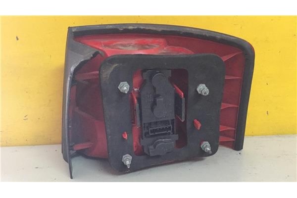 Recambio de piloto trasero izquierdo para audi a6 avant (4b5) 1.8 referencia OEM IAM 084461908L  