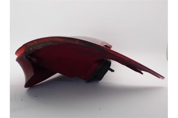 Recambio de piloto trasero derecho para peugeot 206 sw referencia OEM IAM 9641540577  