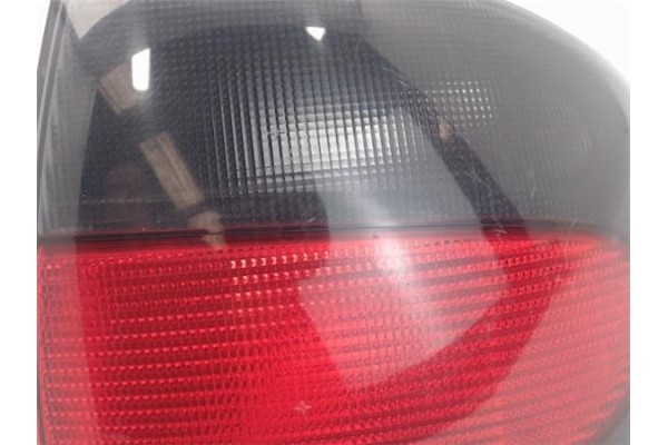 Recambio de piloto trasero derecho para renault megane i classic (la0) referencia OEM IAM   