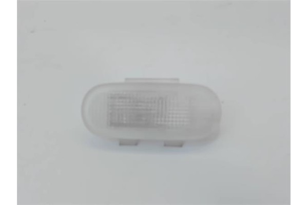 Recambio de luz interior techo para renault scenic iv referencia OEM IAM 8200163892  