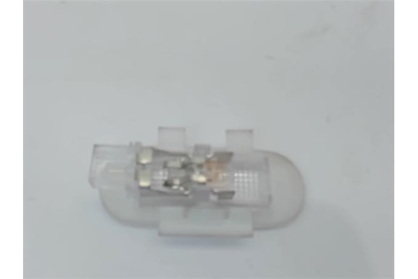 Recambio de luz interior techo para renault scenic iv referencia OEM IAM 8200163892  