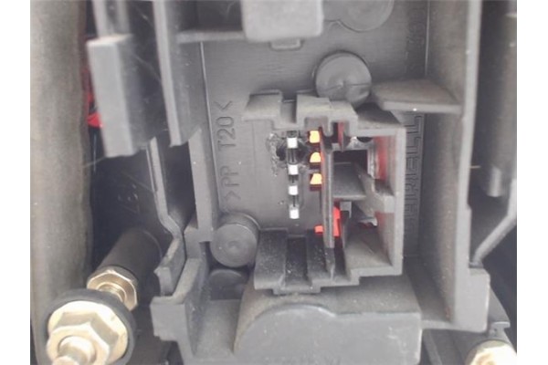 Recambio de piloto trasero derecho para renault megane i classic (la0) referencia OEM IAM   