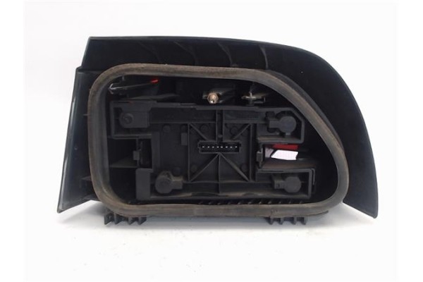 Recambio de piloto trasero derecho para renault clio i fase i / ii (b/c57) referencia OEM IAM 7700796118 7700796120 