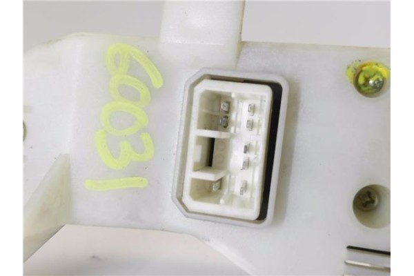 Recambio de mando elevalunas delantero izquierdo para fiat ii punto (188) berlina 1.2 60 (188.030, .050, .130, .150, .230, .250)