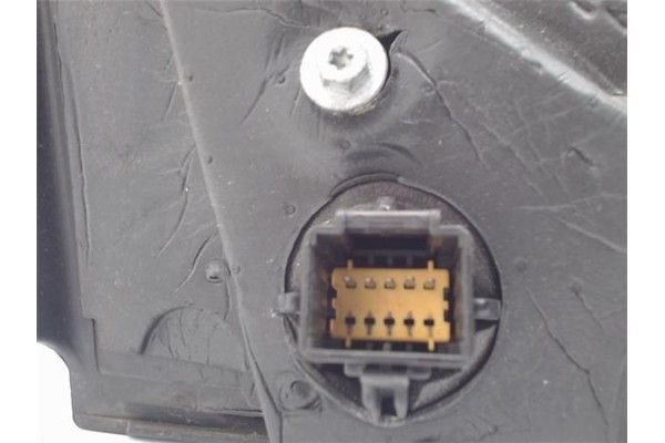 Recambio de retrovisor electrico izquierdo para renault megane ii classic berlina referencia OEM IAM   