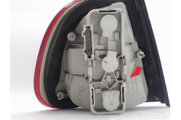 Recambio de piloto trasero derecho para seat cordoba berlina (6k2) referencia OEM IAM 6K5945096 FB5 