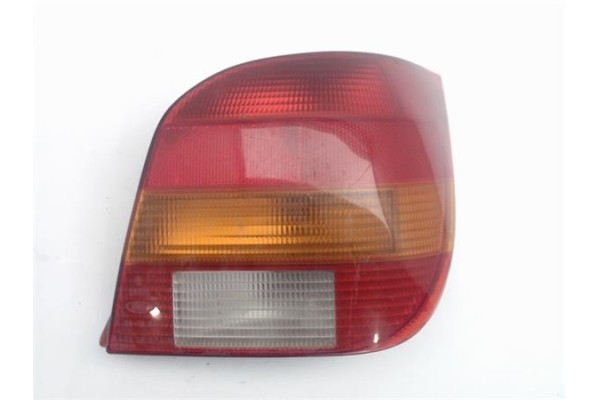 Recambio de piloto trasero derecho para ford fiesta berl./courier referencia OEM IAM 89FG13N004AA A2810881 