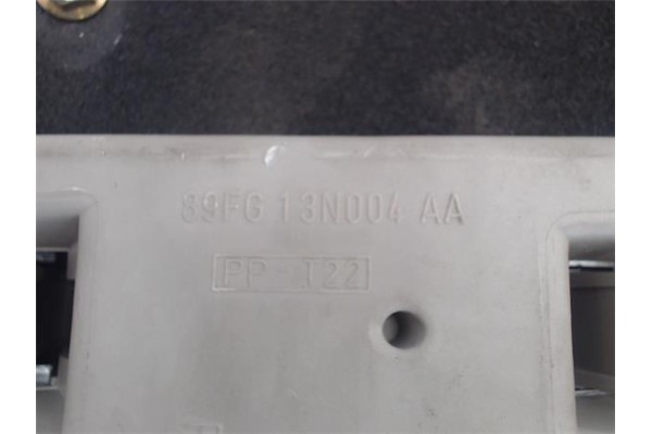 Recambio de piloto trasero derecho para ford fiesta berl./courier referencia OEM IAM 89FG13N004AA A2810881 