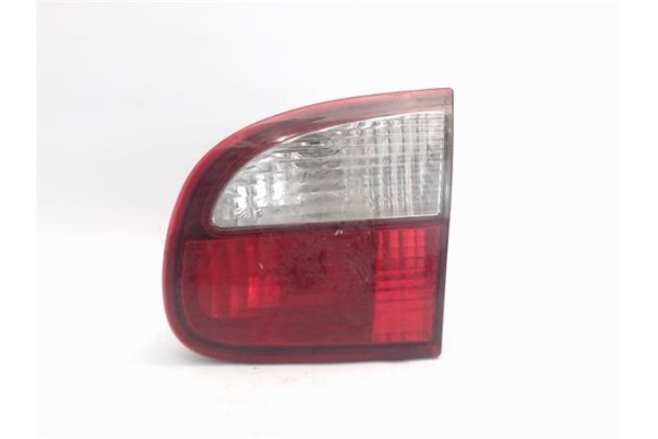 Recambio de piloto porton trasero derecho para daewoo lanos referencia OEM IAM   