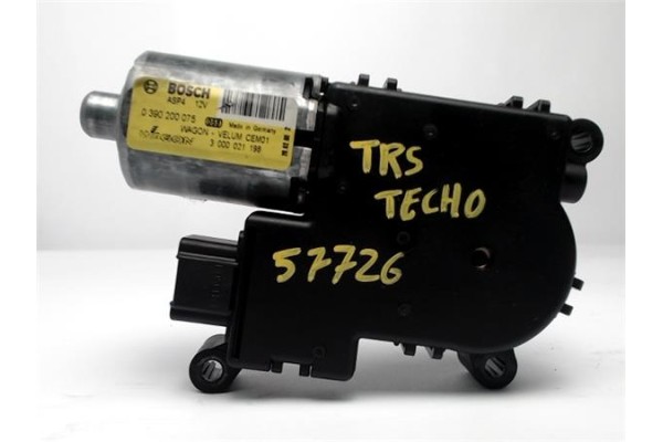 Recambio de cerradura porton para peugeot 308 1.6 confort referencia OEM IAM 0390200075  