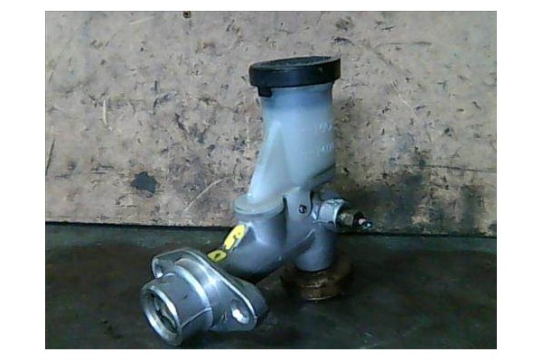 Recambio de bomba de embrague para nissan patrol gr (y61) 3.0 dti referencia OEM IAM 30610VB000  