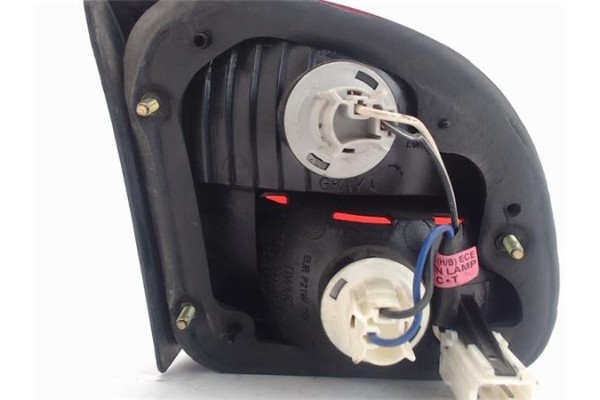 Recambio de piloto porton trasero derecho para daewoo lanos referencia OEM IAM   