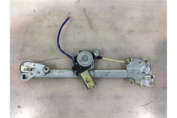 Recambio de elevalunas electrico delantero derecho para mazda 626 berlina (gf) 2.0 referencia OEM IAM 3630161919  
