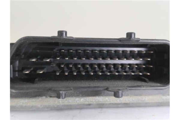 Recambio de centralita para volkswagen golf iv berlina (1j1) 1.9 sdi referencia OEM IAM 038906013 0281001759 