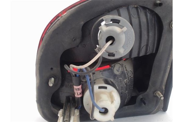 Recambio de piloto porton trasero derecho para daewoo lanos referencia OEM IAM   