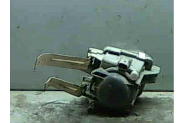 Recambio de faro antiniebla para opel astra f berlina 1.6 si referencia OEM IAM 1710014  