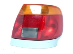 Recambio de piloto trasero derecho para audi a4 berlina (b5) referencia OEM IAM 8D9945112  