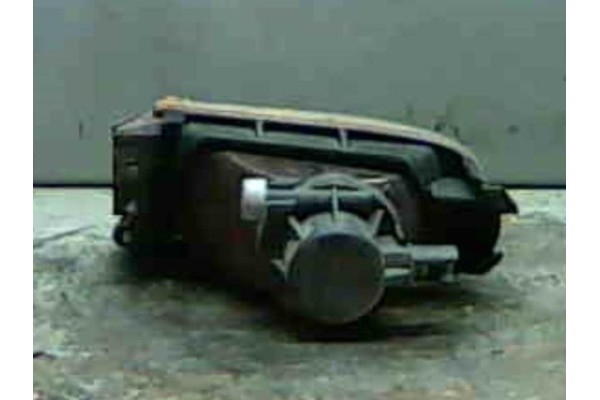 Recambio de faro antiniebla izquierdo para renault clio i fase i / ii (b/c57) 1.2 (5/357y, 5/357k) referencia OEM IAM 7701038412