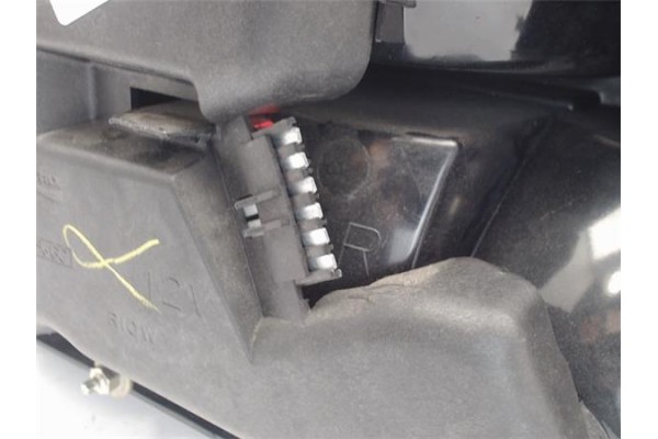 Recambio de piloto trasero derecho para rover rover 25 (rf) referencia OEM IAM BK1039230  