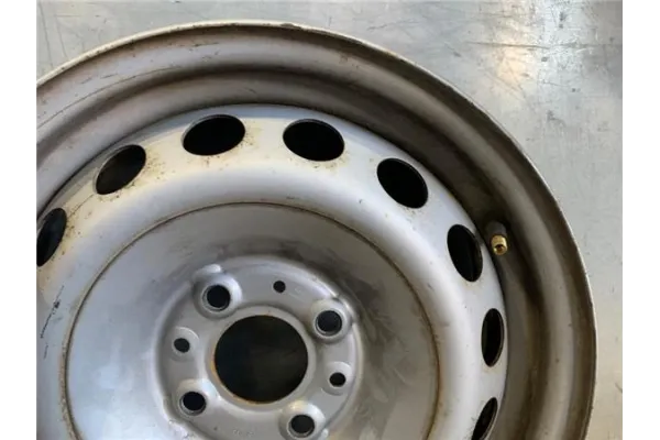 Recambio de llanta para fiat iii fiorino (225) 1.3 d multijet referencia OEM IAM 51762969  