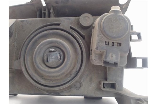 Recambio de faro delantero dcho para citroen berlingo referencia OEM IAM 9621298880  