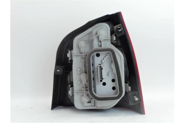 Recambio de piloto trasero izquierdo para volkswagen polo iv (9n1) referencia OEM IAM   