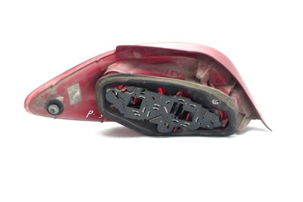 Recambio de piloto trasero derecho para peugeot 307 berlina (s2) referencia OEM IAM 6351P3  