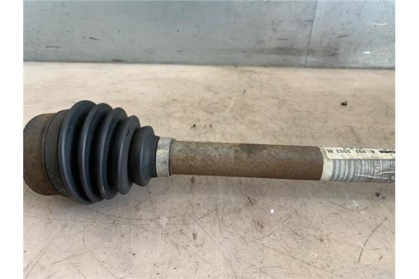 Recambio de palier delantero derecho para citroen c2 1.4 hdi referencia OEM IAM 3273ET  