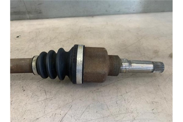 Recambio de palier delantero derecho para citroen c2 1.4 hdi referencia OEM IAM 3273ET  