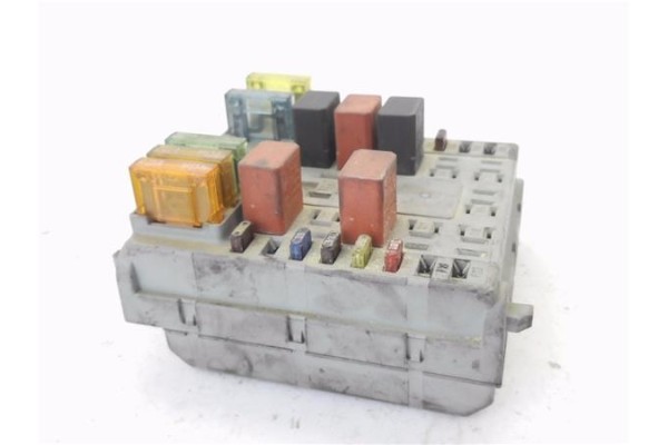 Recambio de caja reles para fiat ii punto (188) berlina 1.2 60 (188.030, .050, .130, .150, .230, .250) referencia OEM IAM 467667