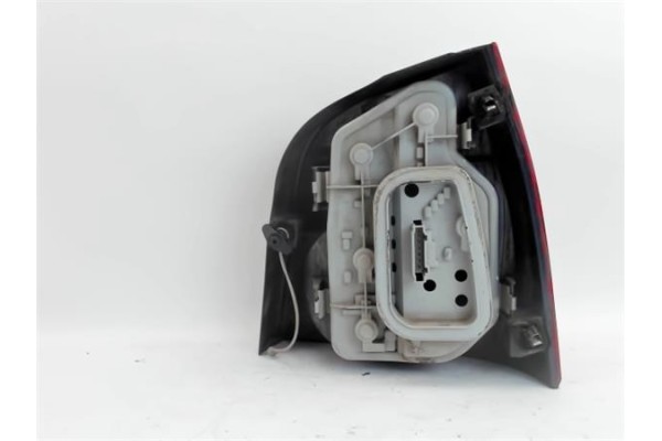 Recambio de piloto trasero izquierdo para volkswagen polo iv (9n1) referencia OEM IAM   