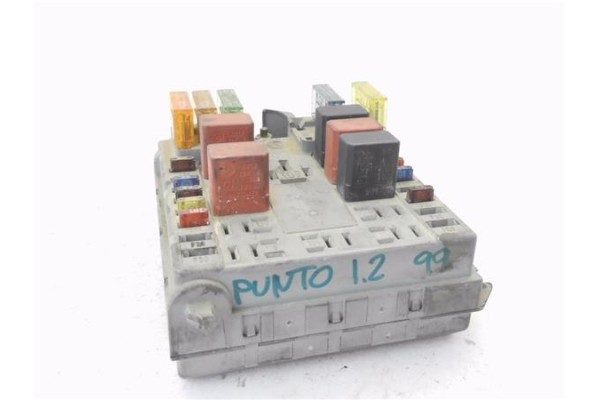 Recambio de caja reles para fiat ii punto (188) berlina 1.2 60 (188.030, .050, .130, .150, .230, .250) referencia OEM IAM 467667