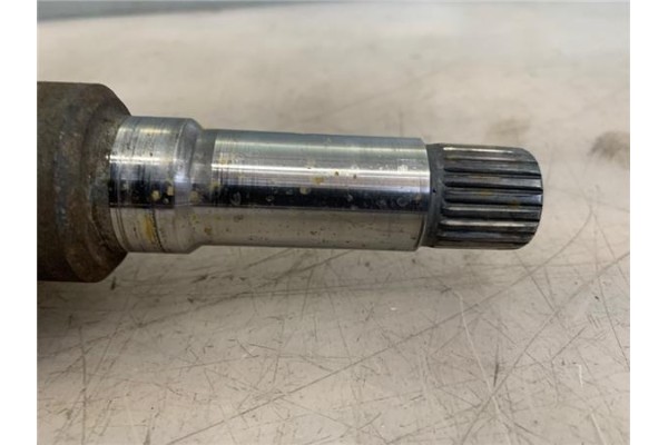 Recambio de palier delantero derecho para citroen c2 1.4 hdi referencia OEM IAM 3273ET  