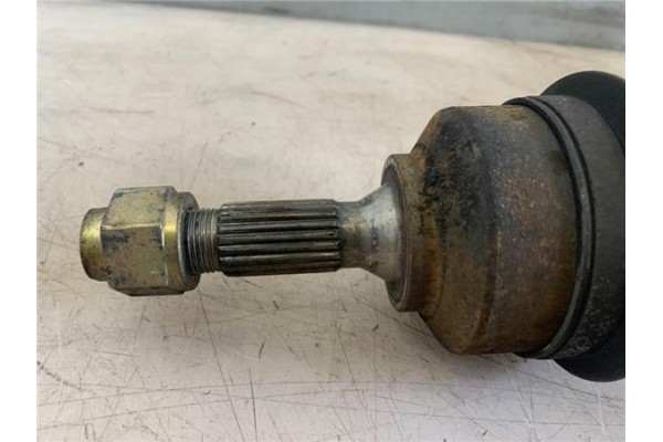 Recambio de palier delantero derecho para citroen c2 1.4 hdi referencia OEM IAM 3273ET  