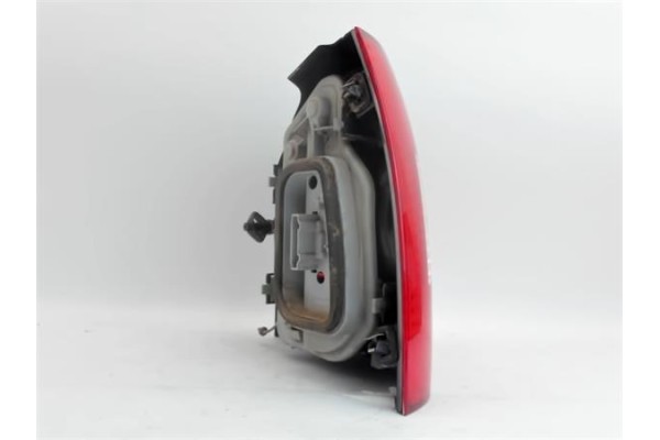 Recambio de piloto trasero izquierdo para volkswagen polo iv (9n1) referencia OEM IAM   