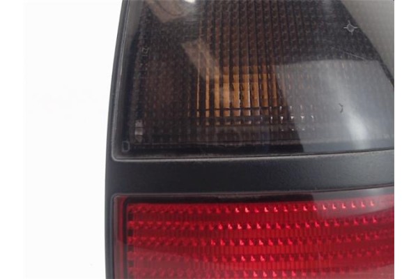 Recambio de piloto trasero derecho para renault laguna (b56) referencia OEM IAM   