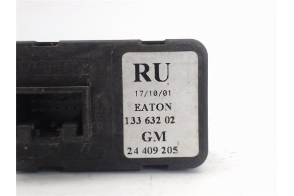 Recambio de mando elevalunas para opel astra g berlina referencia OEM IAM 24409205 13363202 