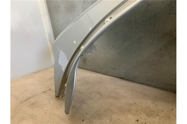 Recambio de aleta delantero izquierda para land rover discovery 2.7 td referencia OEM IAM ASB780030  