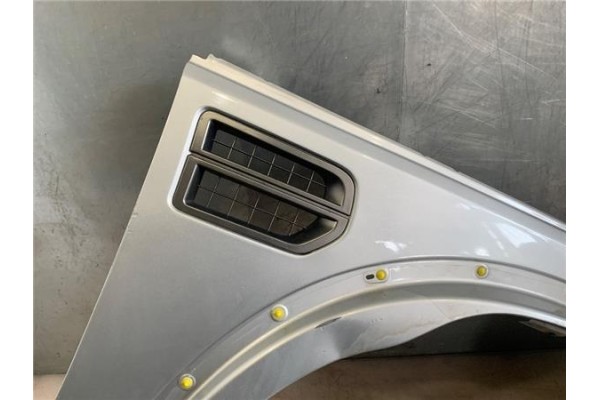 Recambio de aleta delantero derecha para land rover discovery 2.7 td referencia OEM IAM ASB780020  
