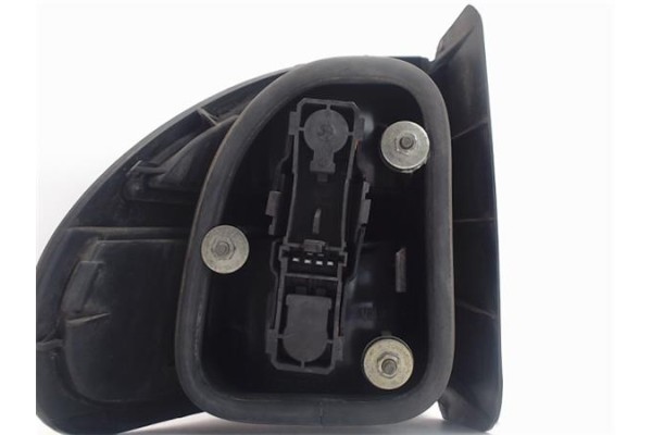 Recambio de piloto trasero derecho para renault laguna (b56) referencia OEM IAM   